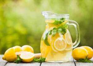 lemonade_shutterstock.jpg.CROP.promo-mediumlarge